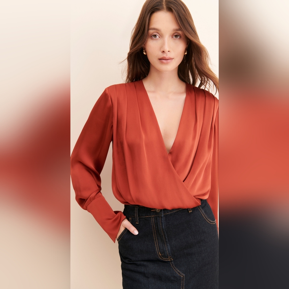 Favorite Daughter × Nuly Date Blouse Bodysuit Satin